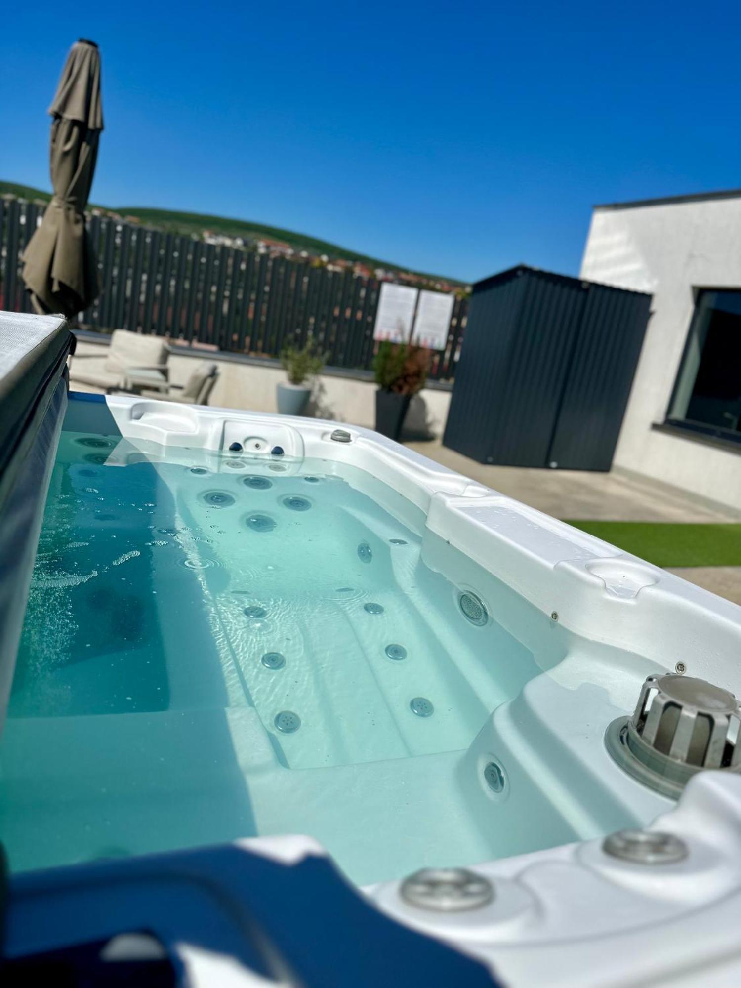 Thome Hoia Jacuzzi Apartment *